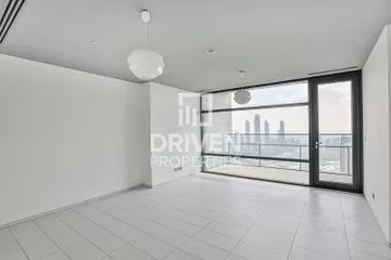 High Floor Apt with Burj and Zabeel View