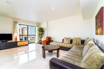 Huge 3 Bed Apt | Options Offer Available