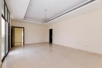 Spacious Villa With Maid &amp; Driver’s Room