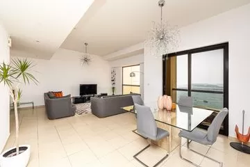 Furnished Unit with Stunning Full Sea View