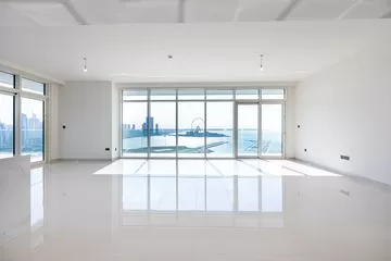 Full Marina Skyline View | Spacious Unit