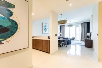 Exquisite and Bright Unit | Lovely Views