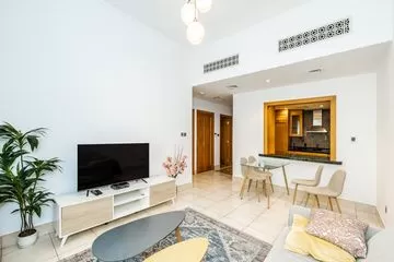 Well-managed Apartment w/ Private Garden